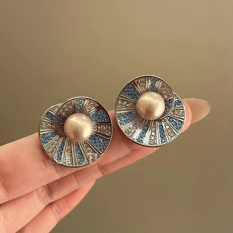 Elegant Blue Crystal Flower Stud Earrings – Light Luxury Geometric Statement Earrings