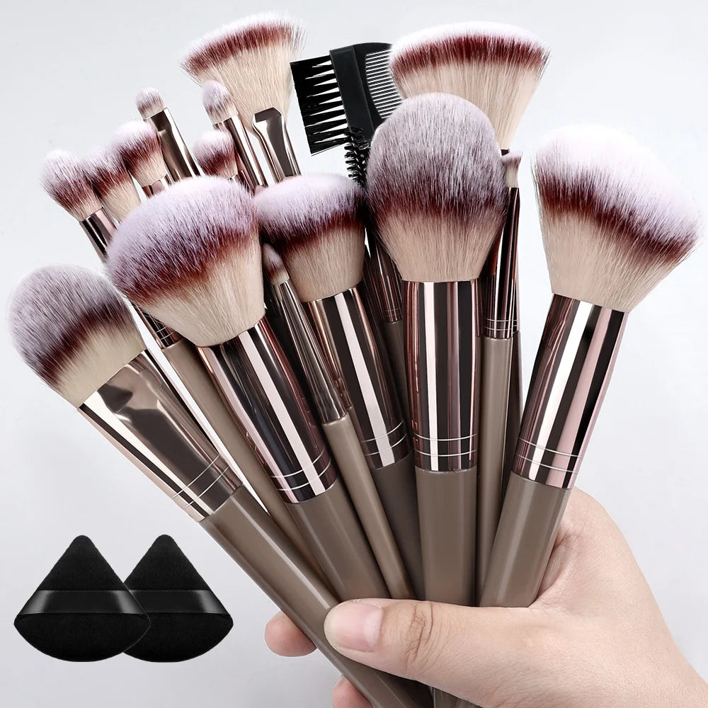 Velvet Touch 20-Piece Master Makeup Brush Set